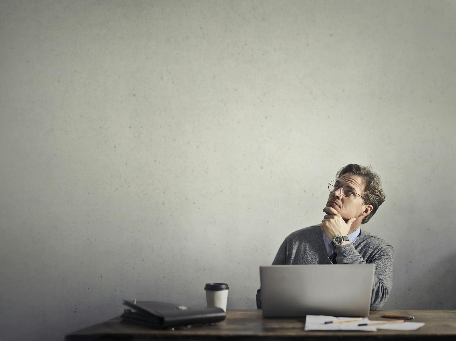 Comment bien se préparer à une réunion de travail pour être plus efficace ?